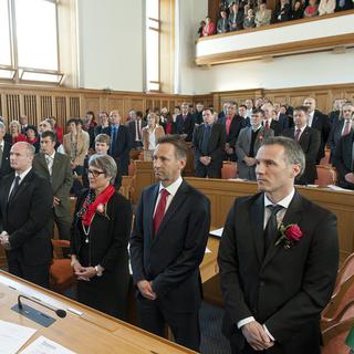 Prestation de serment du nouveau Conseil d'Etat neuchâtelois, ce mardi 38 mai 2013. [Sandro Campardo]