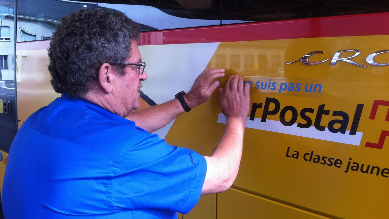 "Je ne suis pas un Car Postal", la manifestation des conducteurs contre les inégalités salariales. [Claude Défago]