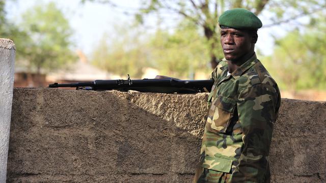 L'attaque du camp militaire est le fait d'un bras de fer entre les "bérets verts" et les "bérets rouges" de l'armée malienne. [Issouf Sanogo]