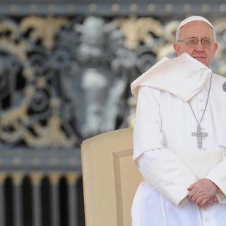 Mercredi 10 avril: le pape François lors de son audience publique hebdomadaire sur la place Saint-Pierre de Rome. [Ettore Ferrari]