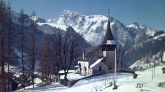 L'église de Rossinière en 1969. [RTS]