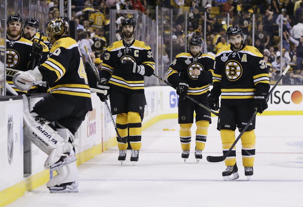 La détresse des Bruins, qui ont perdu l'avantage de la glace. [KEYSTONE - Elise Amendola]