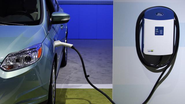 Pour les Verts, les voitures électriques doivent disposer d'un bonus. [AP Photo/Jae C. Hong]