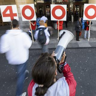 Le syndicat Unia avait organisé une "flash mob" pour l'initiative syndicale pour un salaire minimum à 4000 francs le 13 septembre dernier à Lausanne. [Laurent Gillieron]