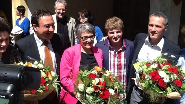 Les élus socialistes: Jean-Nat Karakash, Monika Maire-Hefti et, tout à droite, Laurent Kurth. [Valentin Tombez]