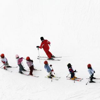 Passer par une école de ski, pour bien apprendre. [diego cervo]