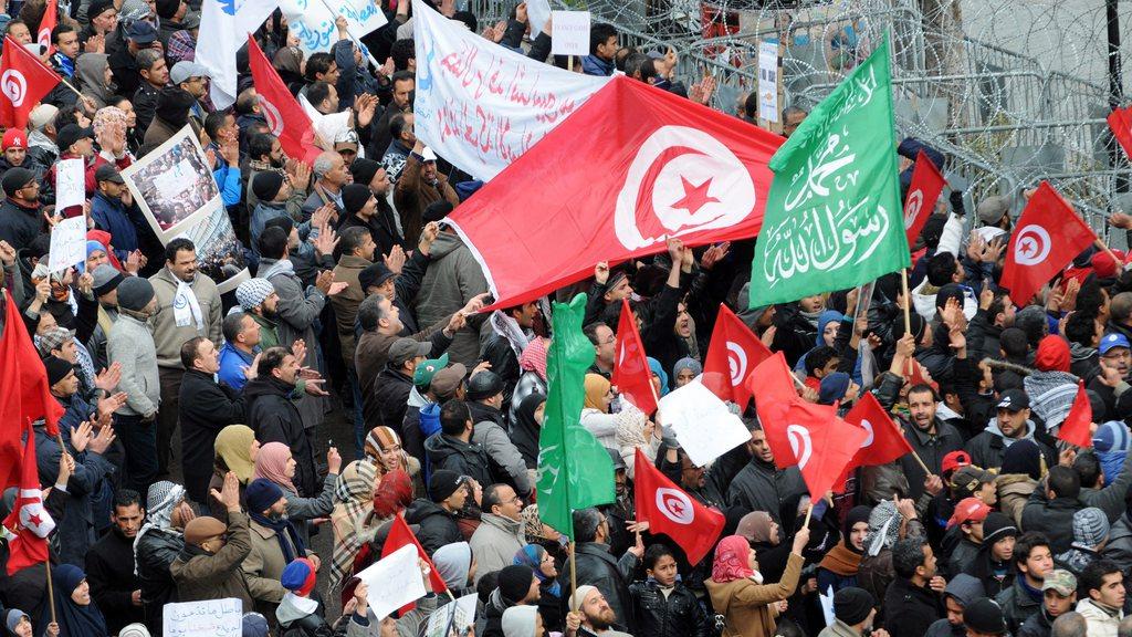 Quelque 4000 personnes ont manifesté ce samedi dans les rues de Tunis. [Stringer / EPA]