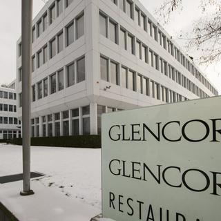 Prévue initialement pour la fin 2012, puis la fin janvier, la fusion entre Glencore et Xstrada devrait finalement intervenir d'ici le 15 mars. [SIGI TISCHLER]