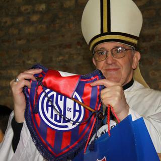 Jorge Mario Bergoglio est fan du club de foot argentin de San Lorenzo.