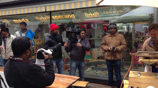 Tournage du film indien Fever à Sion, en Valais. [Raphaël Grand]