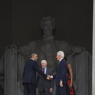 Trois présidents se sont retrouvés au Lincoln Memorial. [Saul Loeb]