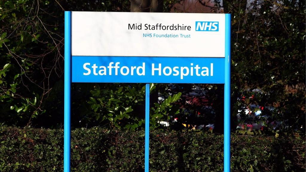 Enseigne de l'hôpital de Stafford, dont la gestion a fortement été critiquée dans un rapport. [David Jones]