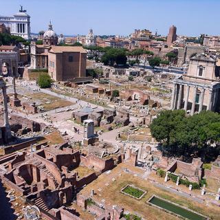 Vue du Forum Romanum à Rome. [CC BY SA - Jean-Christophe Benoist]