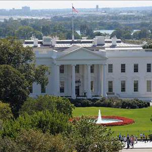 La Maison Blanche, classée monument national, est habituellement ouverte au public. Le succès de ces visites est tel qu'il faut souvent prévoir 2 mois pour obtenir un rendez-vous.
