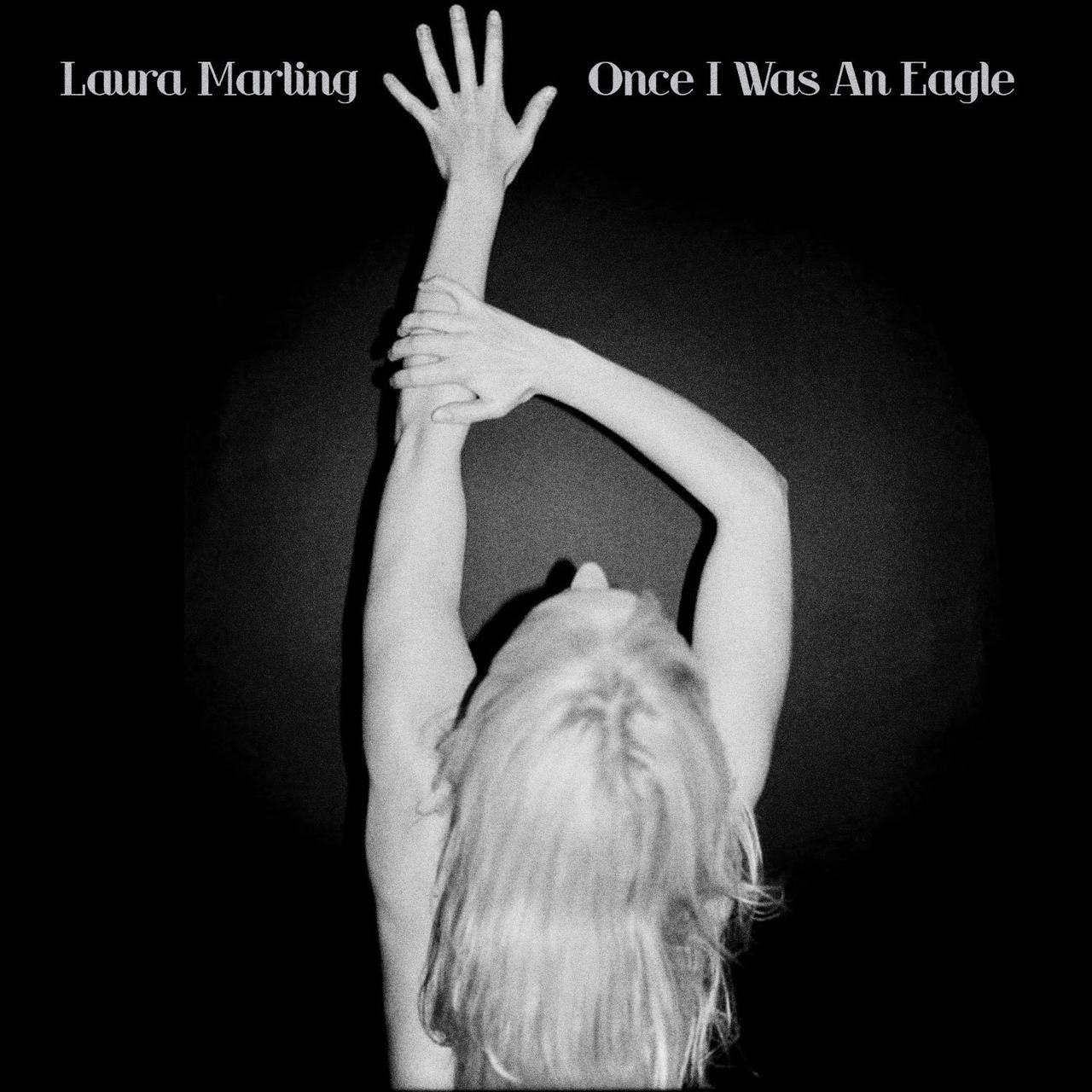 Une pochette toute en douceur pour Laura Marling.