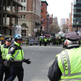 Tout le centre-ville de Boston, où se sont déroulées les explosions, a été bouclé par la police. [RIA Novosti/AFP - Filipp Kravzov]