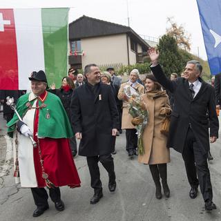 Le conseiller fédéral Didier Burkhalter, qui sera le président de la Confédération en 2014, a été fêté à Neuchâtel. [Jean-Christophe Bott]