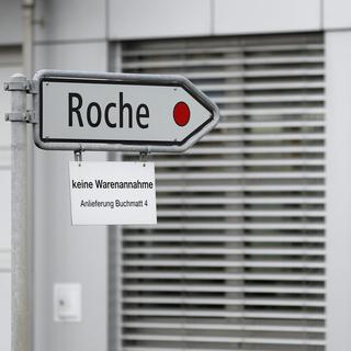 Roche a amélioré aussi bien ses bénéfices que ses ventes en 2012. [Peter Klaunzer]