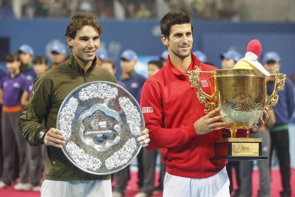 Passation de pouvoir au sommet de la hiérarchie entre Rafa et Nole. [KEYSTONE - Adrian Bradshaw]