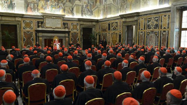 Benoît XVI  a fait ses adieux aux cardinaux lors d'une cérémonie dans la prestigieuse Salle Clémentine du Vatican [OSSERVATORE ROMANO]