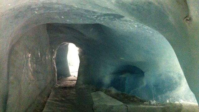 La grotte glaciaire du Titlis. [Rouven Gueissaz]