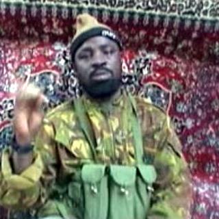 Cette capture d'écran d'une vidéo distribuée aux journalistes nigérians montre le leader de la secte Boko Haram, liée à Al-Qaïda, Abubakar Shekau. [HO/BOKO HARAM]