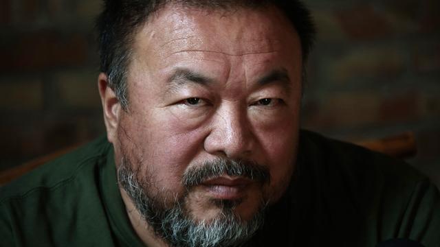 Le premier album de heavy metal de l'artiste chinois Ai Weiwei "Divina Commedia" devrait sortir le mois prochain. [Petar Kujundzic]