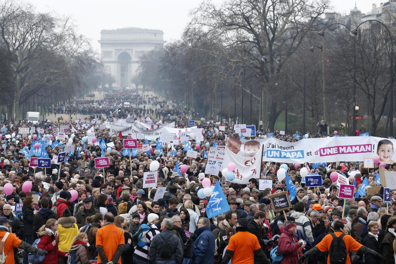 Les organisateurs de la manifestation anti-mariage gay entendent maintenir la pression sur le gouvernement socialiste. [Benoît Tessier]