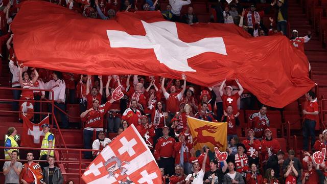 Les supporters suisses au championnat du monde de hockey à Stockholm. [Salvatore Di Nolfi]