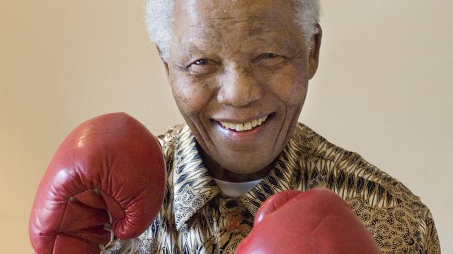 Nelson Mandela était fan de boxe. [AP Photo/Businessday, Tyrone Arthur]