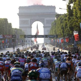 Le Tour de France cuvée 2013 a présenté des décors magnifiques. [Yoan Valat]