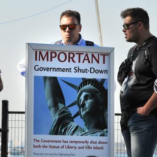 La statue de la liberté est fermée en raison du Shutdown aux Etats-Unis. [EPA/Keystone - Justine Lane]