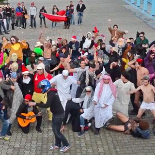 Les lycéens tunisiens en plein "shake", image de la vidéo incriminée.