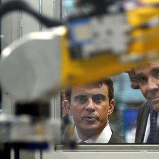 Manuel Valls et Arnaud Montebourg ont visité plusieurs entreprises de France voisine. [Philippe Desmazes]