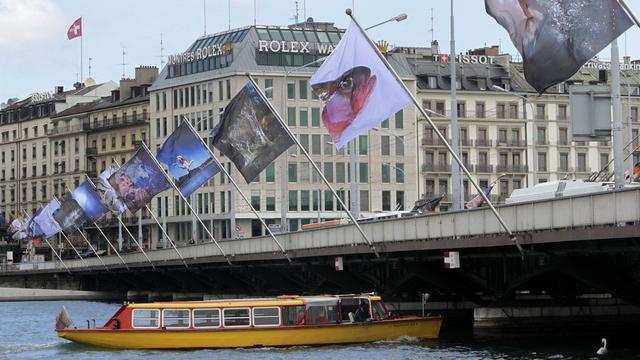 Le Pont du Mont-Blanc à Genève. [Salvatore Di Nolfi]