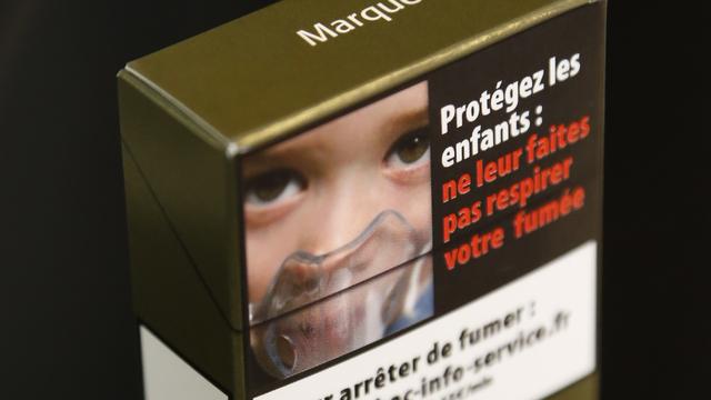 Un exemple français de paquet de cigarettes "neutre". [Thomas Samson]