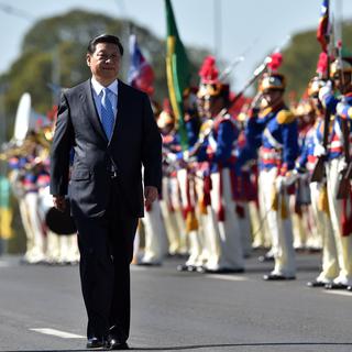 Le président chinois Xi Jinping a été reçu jeudi avec les honneurs militaires à Brasilia. [Nelson Almeida]