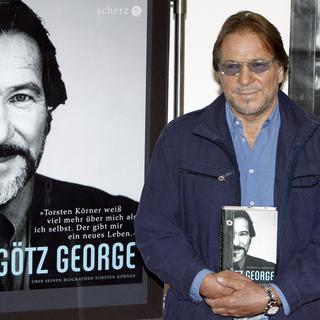 Götz George a interprété le commissaire de Duisbourg Horst Schimanski, le plus célèbre héros récurrent de la série. [AP Photo/Michael Sohn]