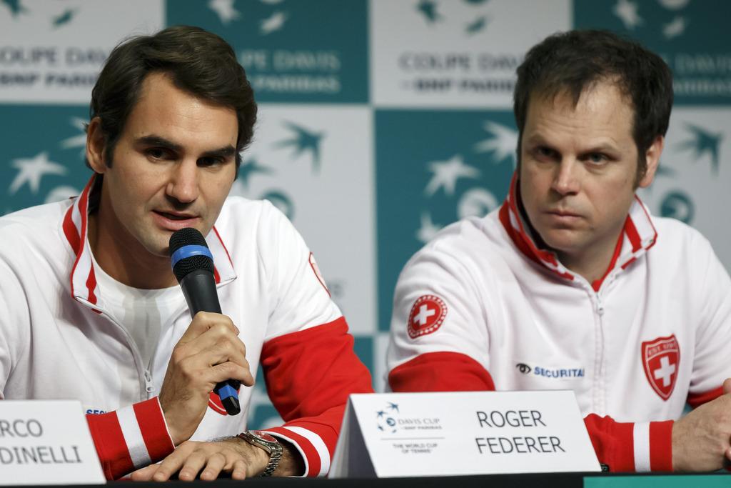 Longtemps incertain, Roger Federer (ici à côté de Severin Lüthi) sera bien de la partie. [KEYSTONE - Salvatore Di Nolfi]