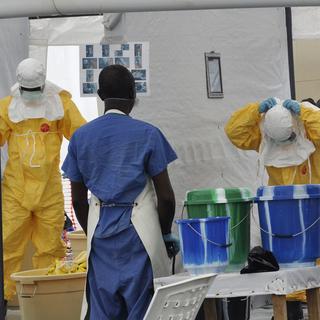 Un centre de traitement du virus Ebola de Médecins sans frontières au Liberia, pris en photo le 29 septembre 2014. [James Giahyue]