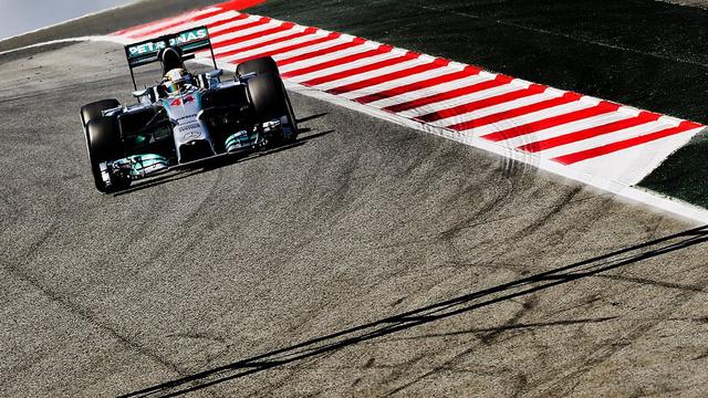 Quatrième pole en cinq courses pour Lewis Hamilton. [Srdjan Suki]