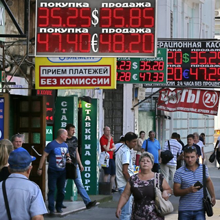 Russie économie rouble crise Ukraine-La Russie se dit aujourd'hui au bord de la récession. [EPA/Yuri Kochetkov]