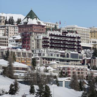 Passer la nuit à St-Moritz coûte en moyenne 177 francs. [CHRISTIAN BEUTLER]