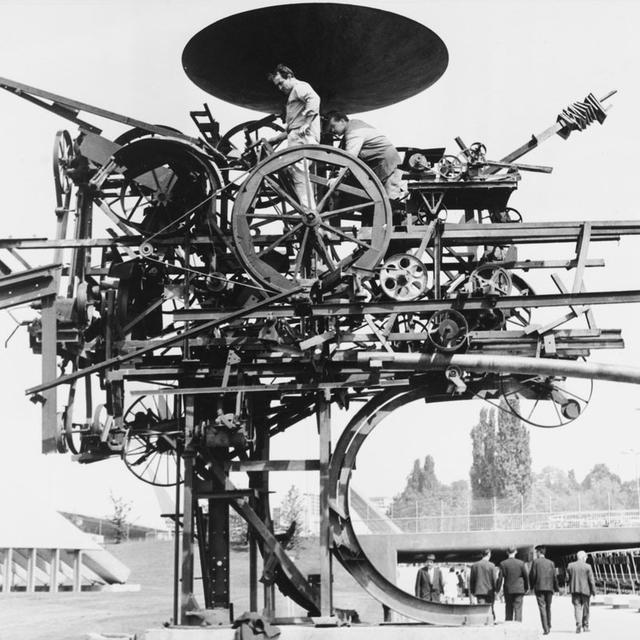 Eurêka, la "machine à Tinguely" lors d'Expo 64. [Str]