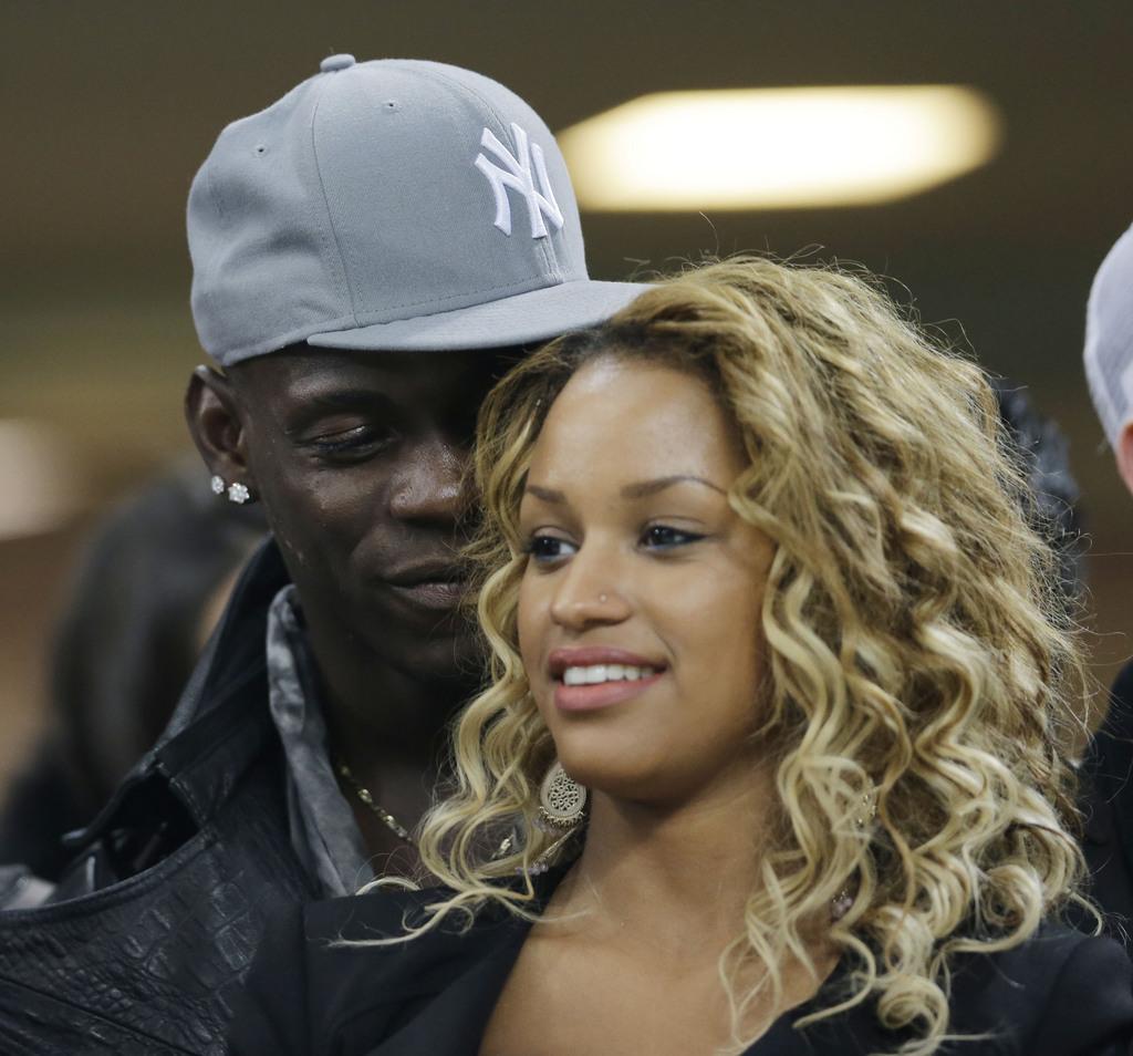 Mario Balotelli va dire "oui" à sa Fanny Neguesha. [KEYSTONE - Luca Bruno]