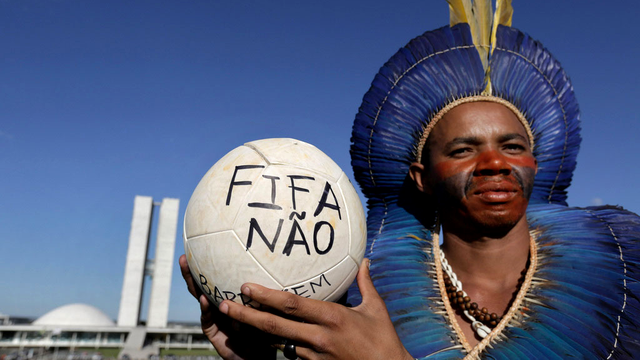 La FIFA est au coeur de toutes les critiques à quelques jours du Mondial. [AP/Keystone - Eraldo Peres]