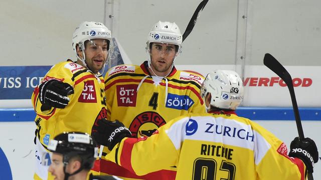 Les Bernois se congratulent après l'ouverture du score de Gragnani. [Gabriele Putzu]