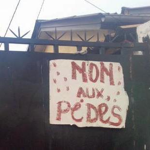 L'ONG Alternatives Côte d'Ivoire a été attaquée par des casseurs homophobes. [Alternatives Côte d'Ivoire]