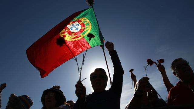 Les Portugais manifestent régulièrement contre la cure d'austérité imposée par le gouvernement. [AP Photo/Francisco Seco]