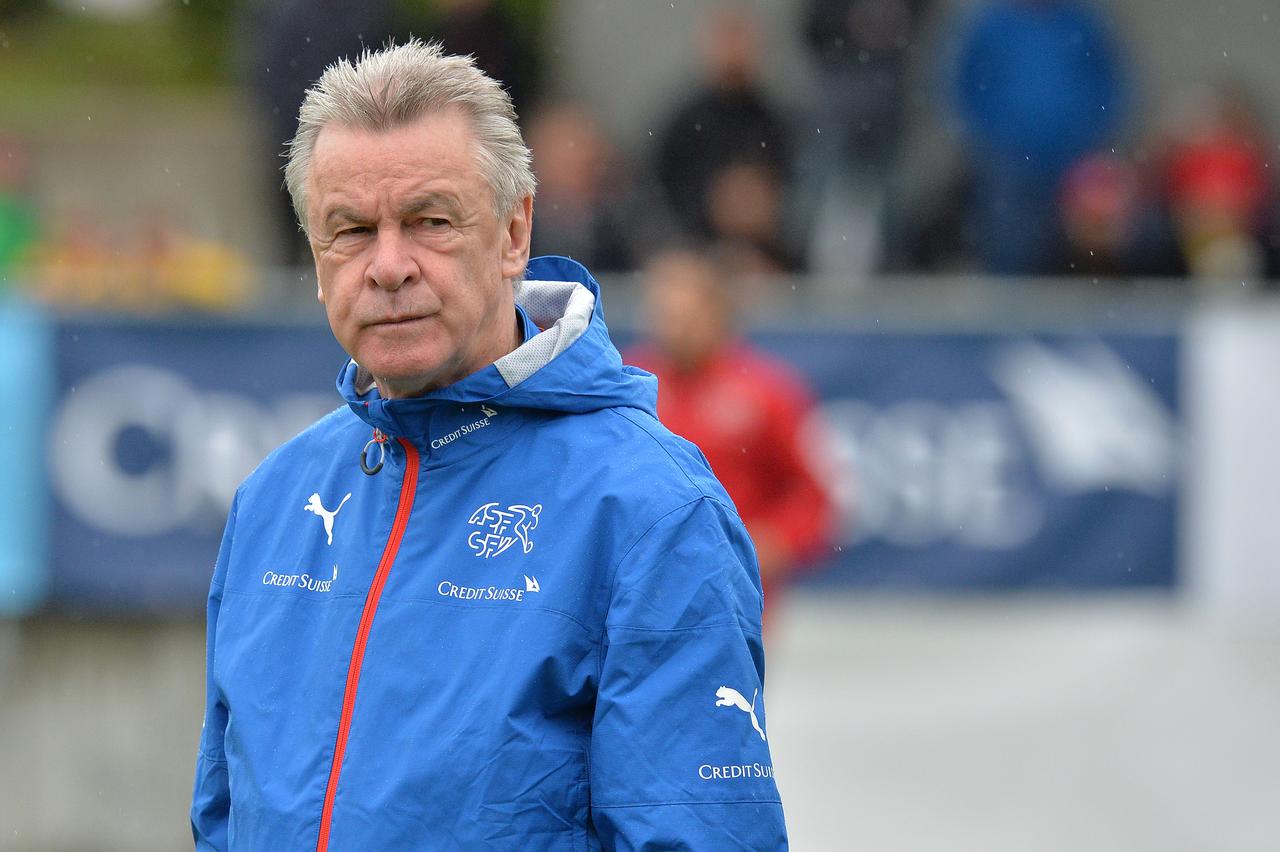 Ottmar Hitzfeld, un entraîneur méticuleux qui entend envoyer l'équipe en 8es. Et plus si affinités. [EQ Images - Melanie Duchene]